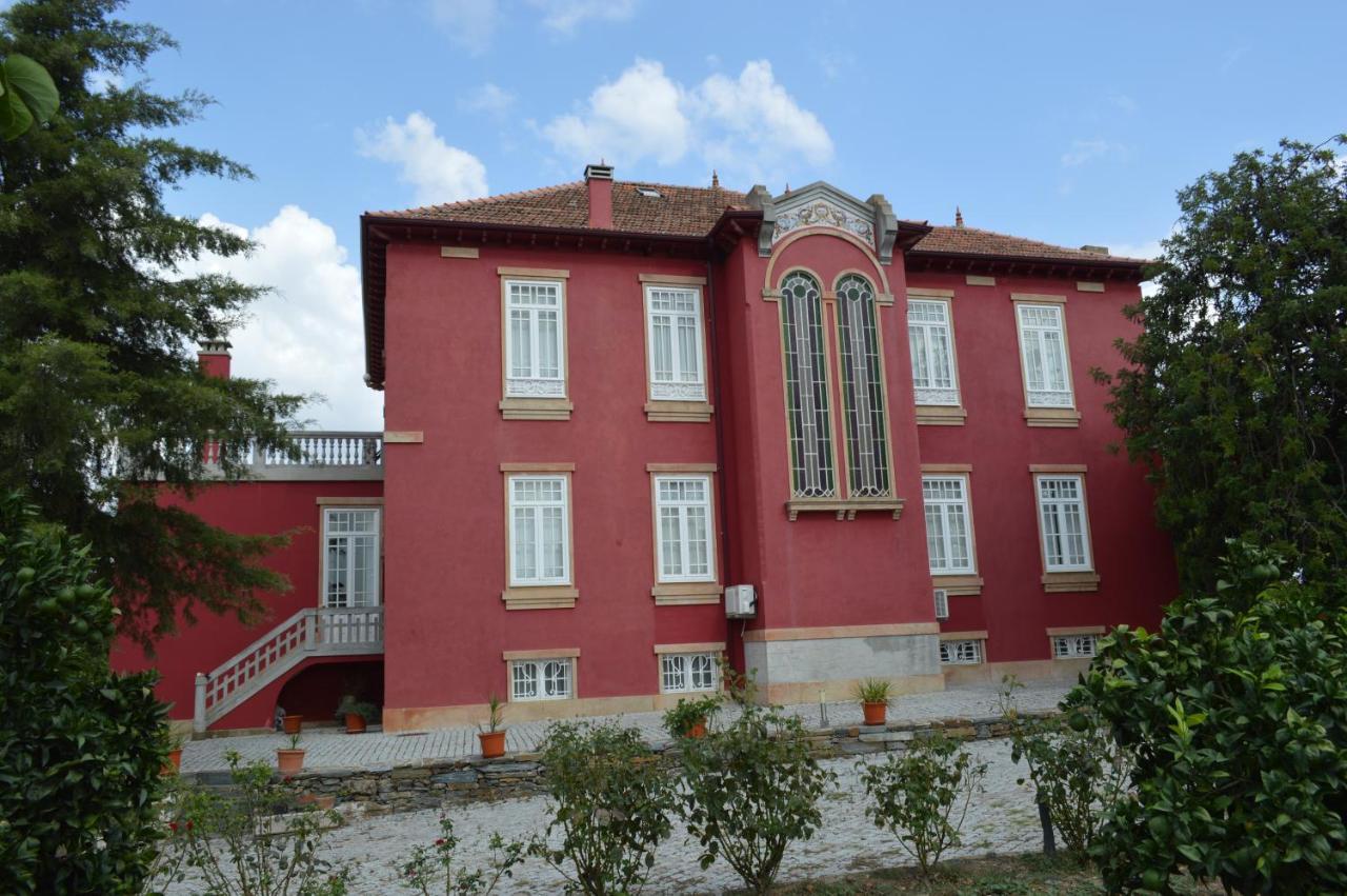 Casa Vermelha Inn *